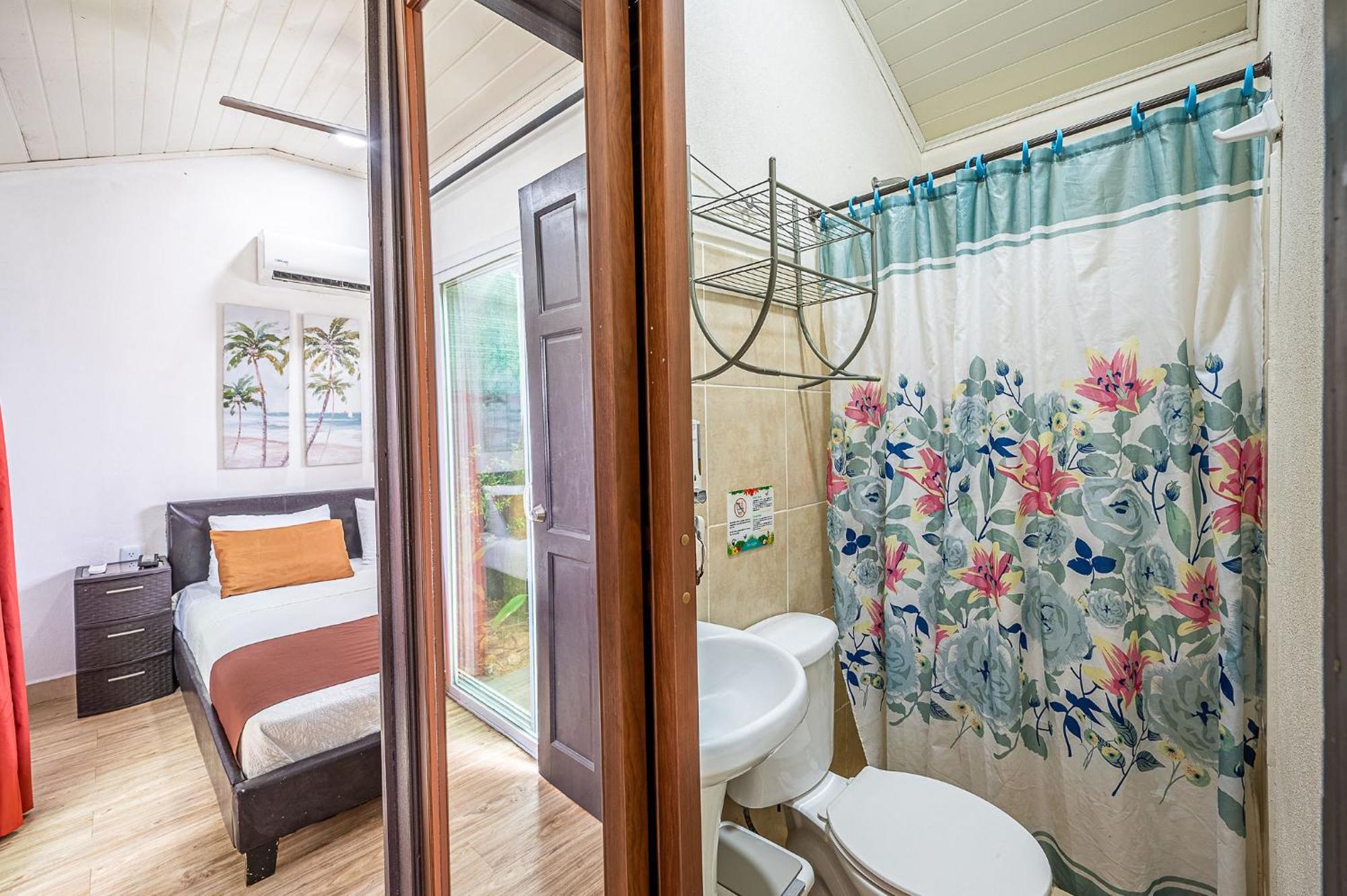 Jaco Lodge Quiet Place (Adults Only) Bagian luar foto