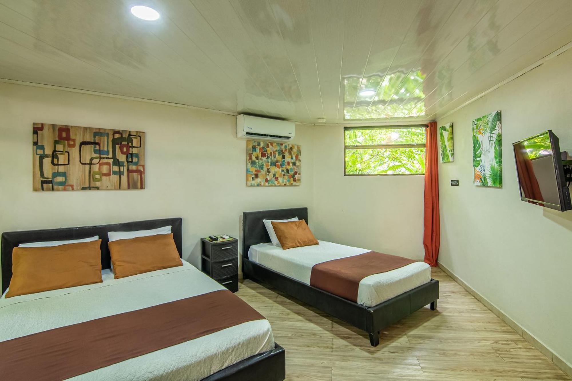 Jaco Lodge Quiet Place (Adults Only) Bagian luar foto